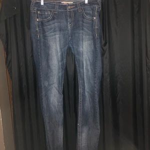 Wallflower “The Sassy” Jeans